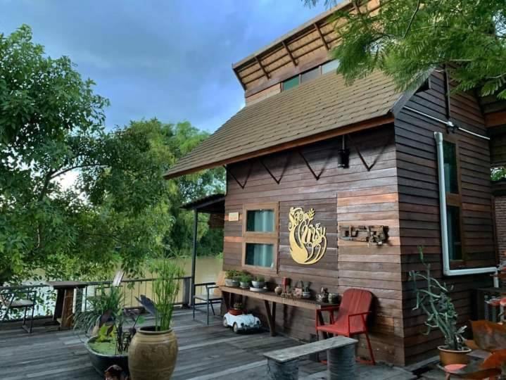 Rustic​ Charm​ Suphan​ Ban Tha Pong エクステリア 写真