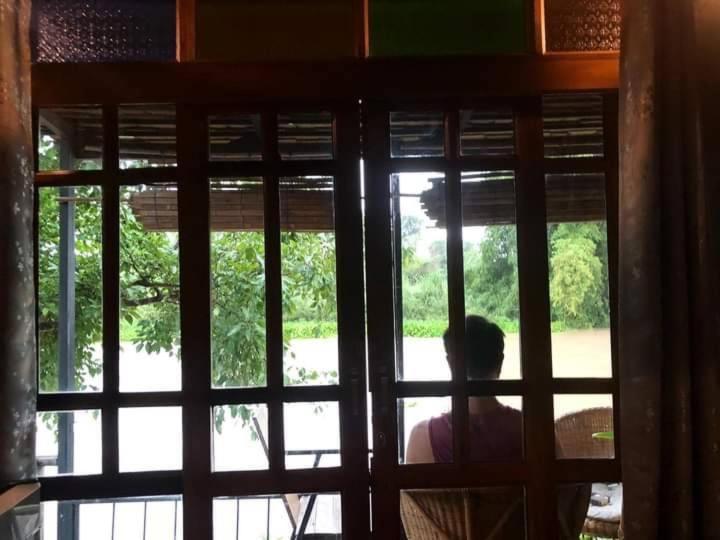 Rustic​ Charm​ Suphan​ Ban Tha Pong エクステリア 写真