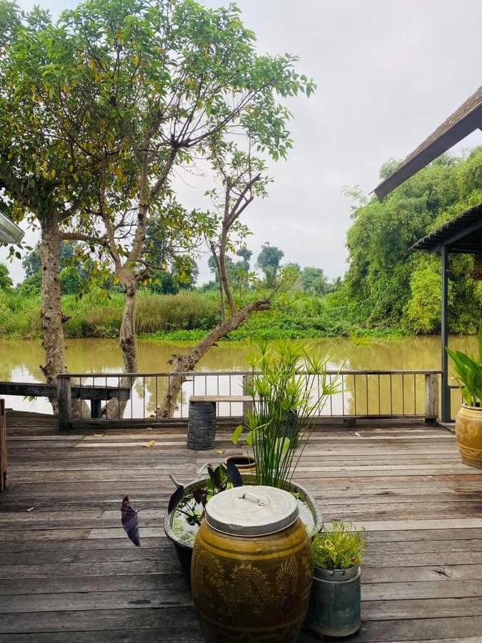 Rustic​ Charm​ Suphan​ Ban Tha Pong エクステリア 写真