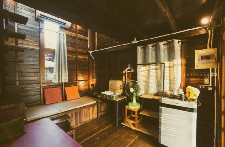 Rustic​ Charm​ Suphan​ Ban Tha Pong エクステリア 写真