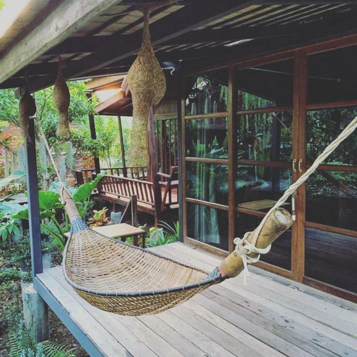 Rustic​ Charm​ Suphan​ Ban Tha Pong エクステリア 写真