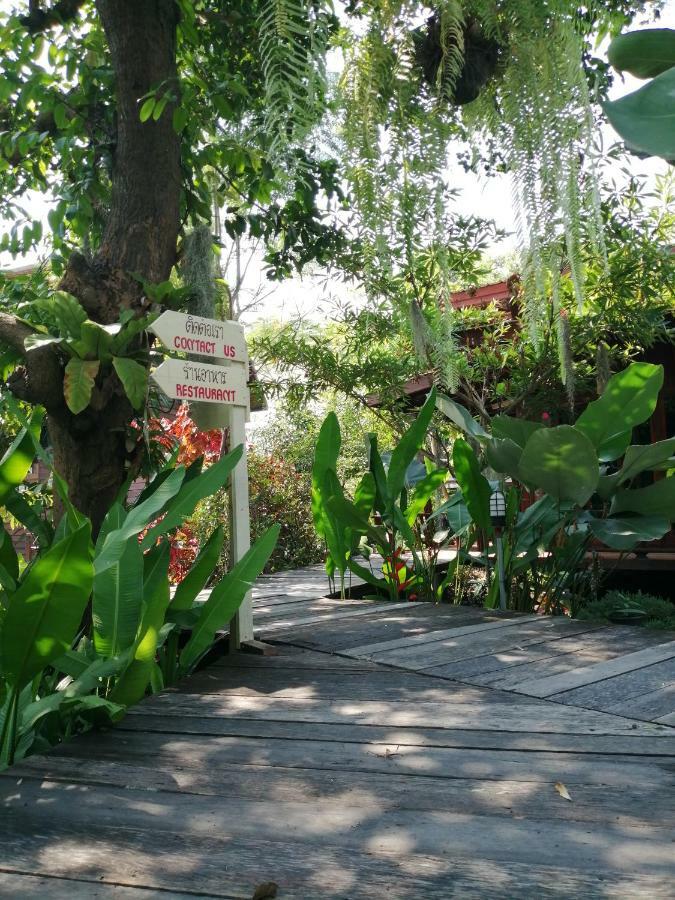 Rustic​ Charm​ Suphan​ Ban Tha Pong エクステリア 写真