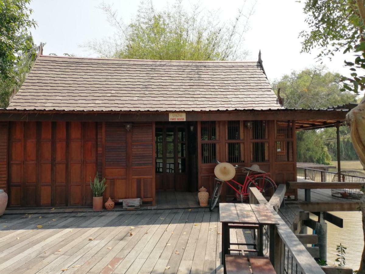 Rustic​ Charm​ Suphan​ Ban Tha Pong エクステリア 写真