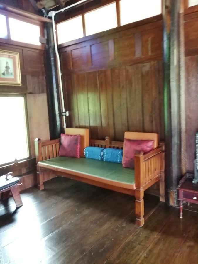 Rustic​ Charm​ Suphan​ Ban Tha Pong エクステリア 写真