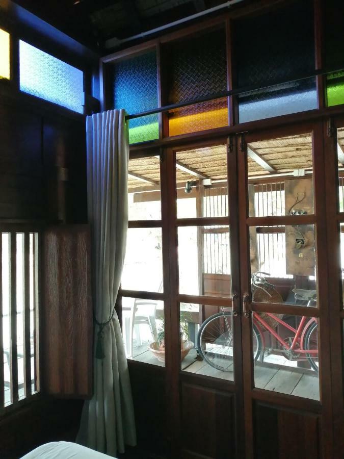 Rustic​ Charm​ Suphan​ Ban Tha Pong エクステリア 写真