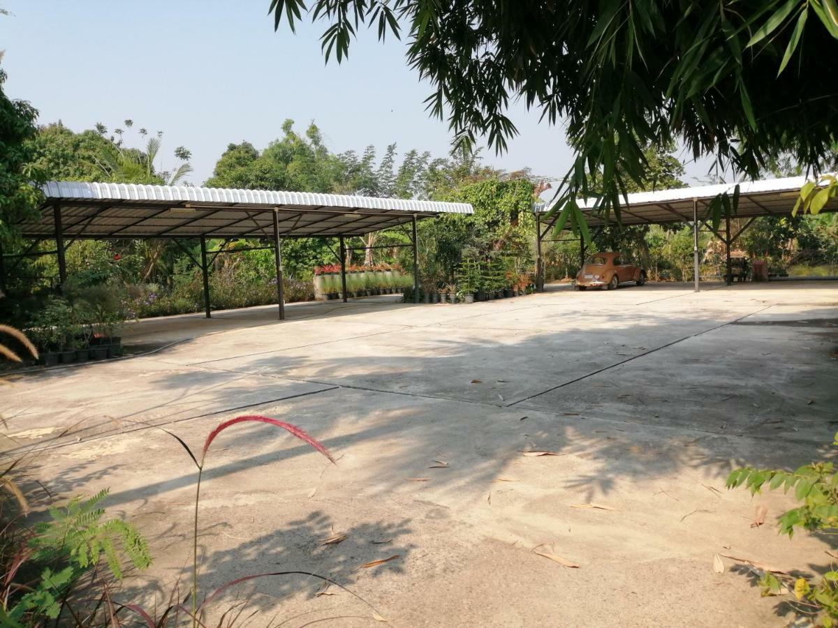 Rustic​ Charm​ Suphan​ Ban Tha Pong エクステリア 写真